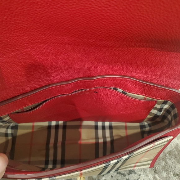 Burberry Medium Vintage Check Note Leather Logo Strap Crossbody Bag in Red - Picture 7 of 8